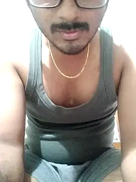 Snapshot of telugu_789reddy chatting on 01/04/25, 04:43 telugu 789reddy online show from 01/04/25, 04:43