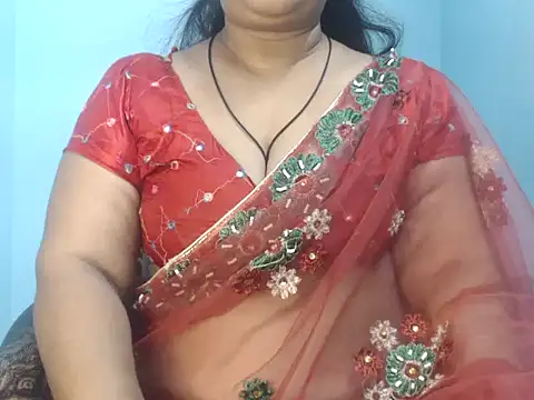 Snapshot of sapna-ji chatting on 01/04/25, 05:27 sapna-ji online show from 01/04/25, 05:27