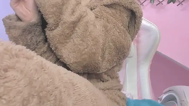 meribeth303av online show from 12/24/24, 02:54