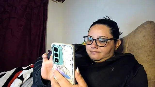 tetasgrandes karol online show from 11/07/25, 05:02