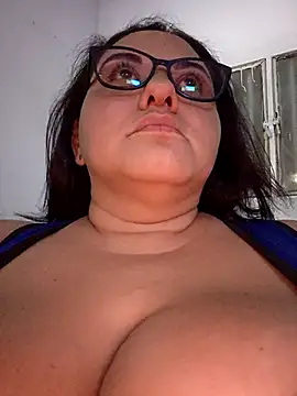 tetasgrandes karol online show from 03/14/26, 04:07