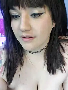 ItsNaiixa online show from 12/12/24, 11:25