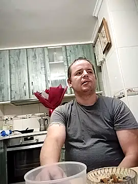 lobito1997 online show from 11/16/25, 01:55