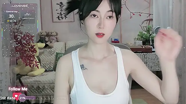 Snapshot of Lisa-s chatting on 10/06/25, 01:08 Lisa-s online show from 10/06/25, 01:08