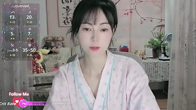 Snapshot of Lisa-s chatting on 10/20/25, 02:56 Lisa-s online show from 10/20/25, 02:56