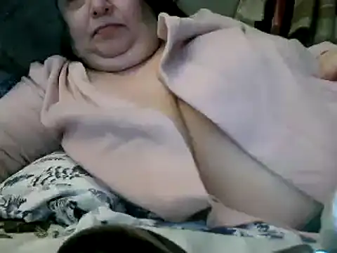 WHITEDAROSE online show from 02/10/25, 07:38