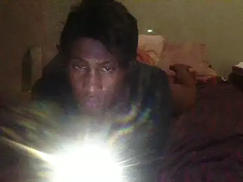 Snapshot of Moorella1 chatting on 03/11/25, 09:04 Moorella1 online show from 03/11/25, 09:04