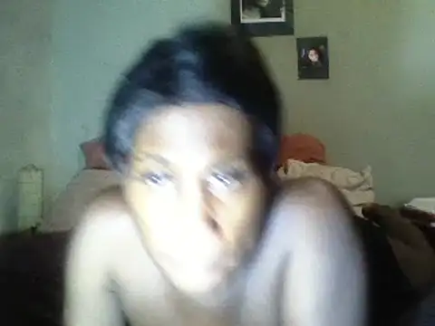 Snapshot of Moorella1 chatting on 03/15/25, 06:14 Moorella1 online show from 03/15/25, 06:14