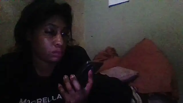 Snapshot of Moorella1 chatting on 09/08/25, 03:44 Moorella1 online show from 09/08/25, 03:44