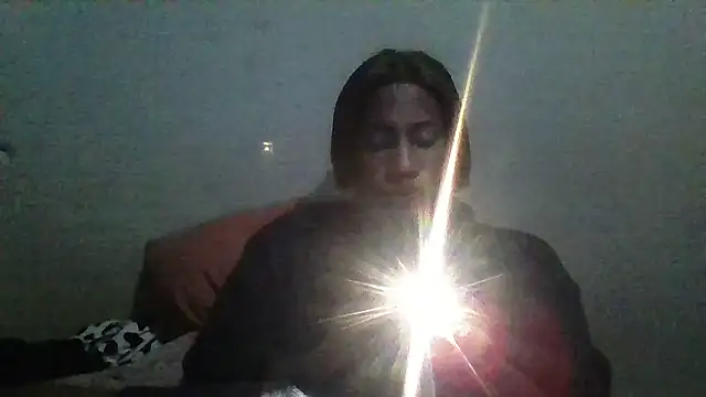 Snapshot of Moorella1 chatting on 09/28/25, 09:31 Moorella1 online show from 09/28/25, 09:31