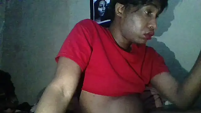 Snapshot of Moorella1 chatting on 10/03/25, 09:56 Moorella1 online show from 10/03/25, 09:56