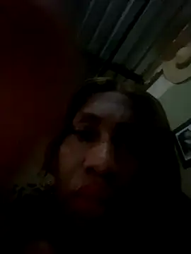 Snapshot of Moorella1 chatting on 10/10/25, 05:06 Moorella1 online show from 10/10/25, 05:06