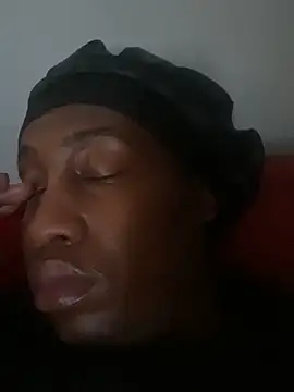 Snapshot of Moorella1 chatting on 11/05/25, 05:29 Moorella1 online show from 11/05/25, 05:29