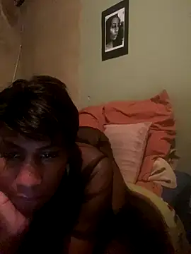 Snapshot of Moorella1 chatting on 11/07/25, 04:56 Moorella1 online show from 11/07/25, 04:56