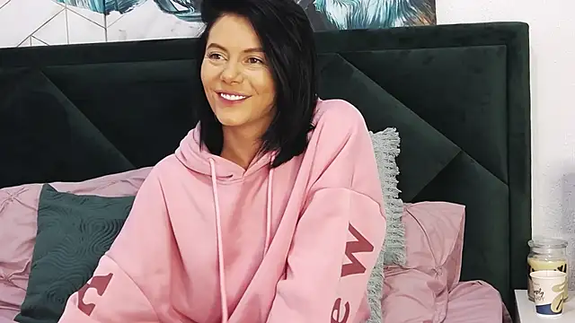 tanyagrey online show from 12/17/24, 01:27