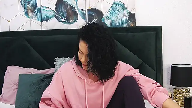 tanyagrey online show from 01/16/25, 04:07