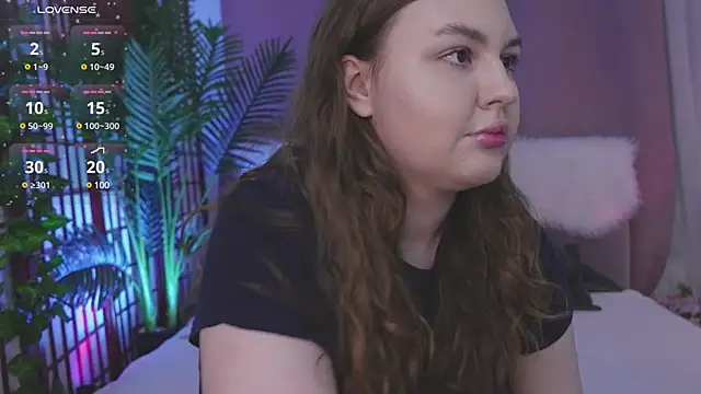 Mia  Peach online show from 01/13/25, 09:09