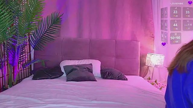 Mia  Peach online show from 01/18/25, 09:34