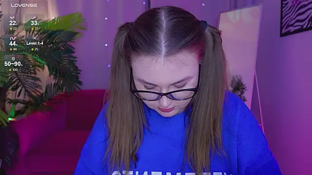 Mia  Peach online show from 02/16/25, 01:58