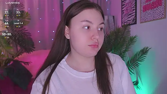 Mia  Peach online show from 03/19/25, 11:57