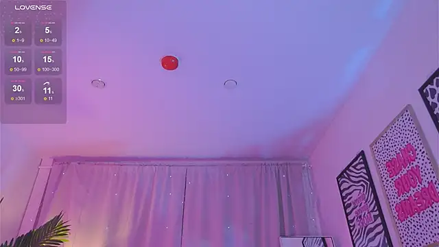 Mia  Peach online show from 03/23/25, 03:43