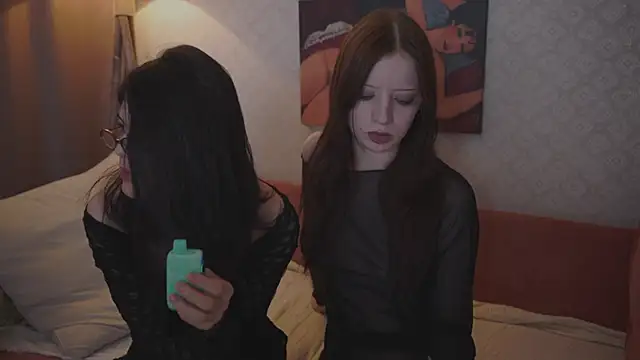 the cure    online show from 11/22/25, 08:30