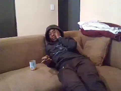 SmallGoodNutts online show from 02/05/25, 07:29