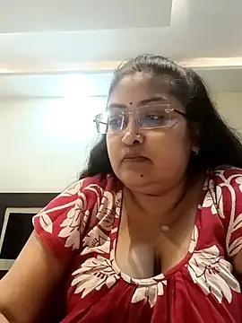 Snapshot of LAVERNIYA_ chatting on 01/01/25, 02:52 LAVERNIYA online show from 01/01/25, 02:52