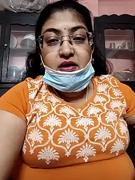 Snapshot of LAVERNIYA_ chatting on 01/24/25, 12:10 LAVERNIYA online show from 01/24/25, 12:10