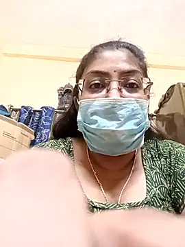 Snapshot of LAVERNIYA_ chatting on 03/20/25, 02:53 LAVERNIYA online show from 03/20/25, 02:53