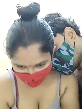 IND COUPLE1 online show from 12/22/24, 01:00