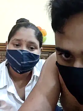 IND COUPLE1 online show from 02/10/25, 03:10