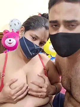 IND COUPLE1 online show from 02/26/25, 06:54