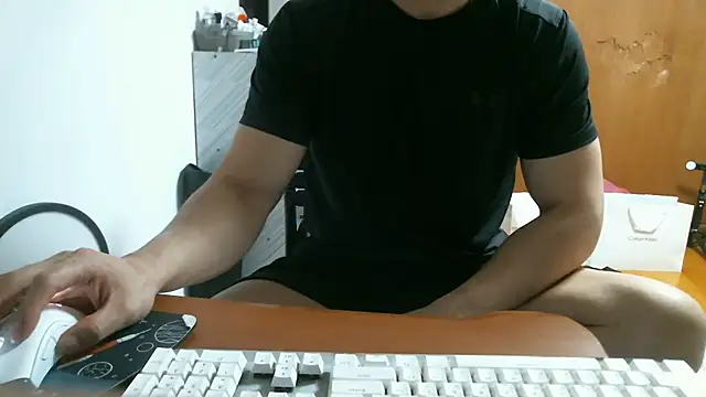 Stellan 0412 online show from 04/17/26, 05:05