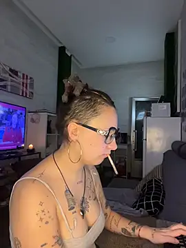 Hawitxui online show from 11/30/25, 08:07