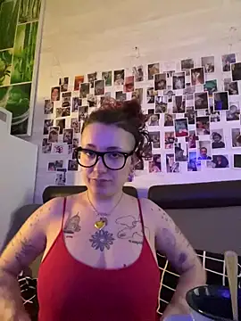 Hawitxui online show from 02/16/26, 08:43