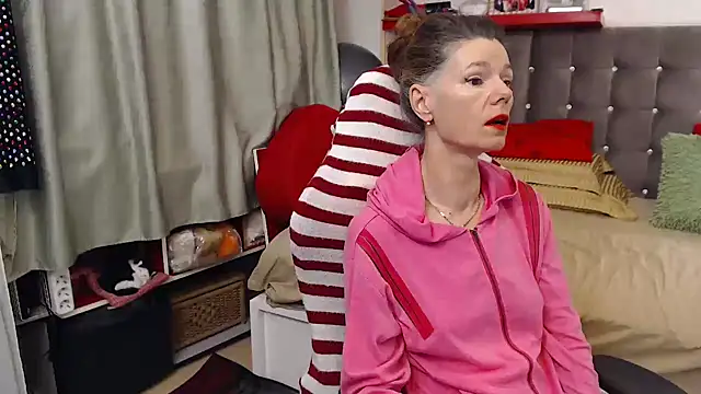 kellyterapy online show from 11/06/25, 06:09