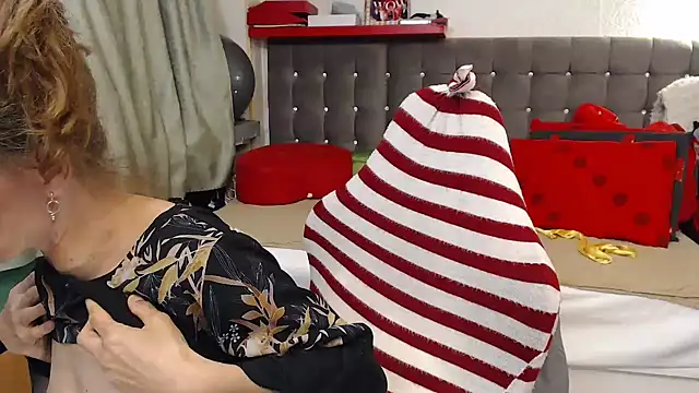 kellyterapy online show from 04/24/26, 02:25