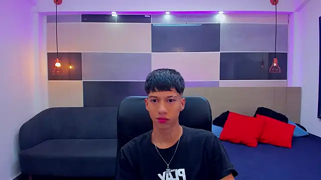 Juan Nd Steven online show from 12/24/24, 10:28