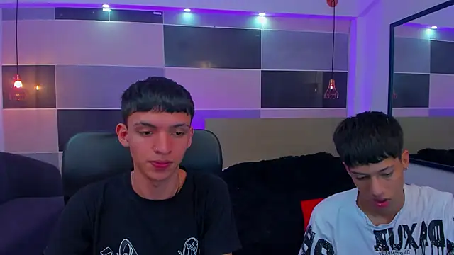 Juan Nd Steven online show from 01/25/25, 03:20