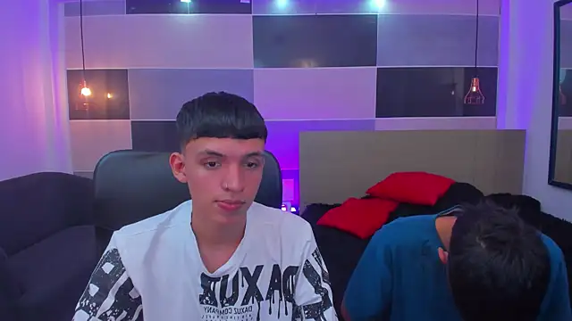 Juan Nd Steven online show from 02/08/25, 04:14