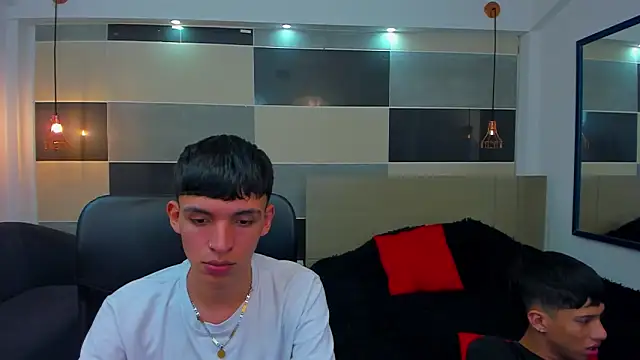 Juan Nd Steven online show from 02/18/25, 04:37