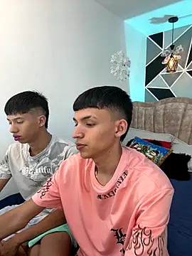 Juan Nd Steven online show from 12/18/25, 04:18