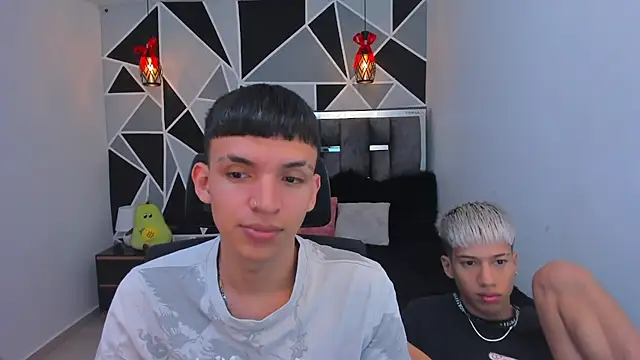 Juan Nd Steven online show from 04/19/26, 11:42