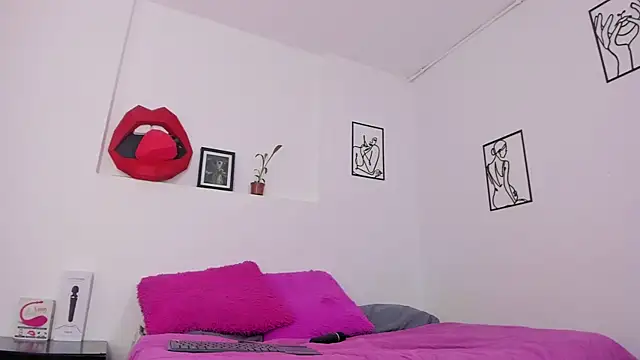 Snapshot of ari_amisi chatting on 02/01/25, 04:22 ari amisi online show from 02/01/25, 04:22