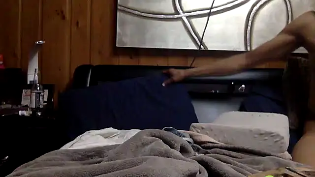 Snapshot of taboocanuck chatting on 01/08/25, 10:37 taboocanuck online show from 01/08/25, 10:37