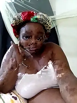 mummie Nasty254 online show from 10/28/25, 04:53