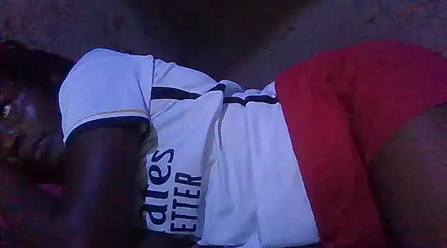 Snapshot of pretty_prickle chatting on 12/31/24, 06:13 pretty prickle online show from 12/31/24, 06:13