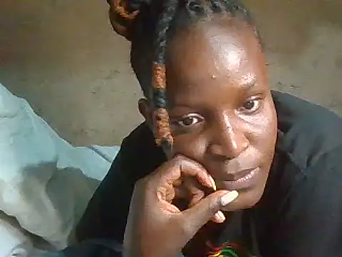 Snapshot of pretty_prickle chatting on 02/18/25, 02:59 pretty prickle online show from 02/18/25, 02:59