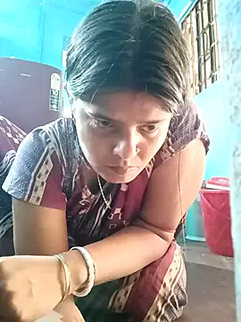 Snapshot of Hot_Pakhi chatting on 02/25/25, 03:20 Hot Pakhi online show from 02/25/25, 03:20